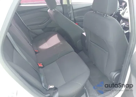 2018 Ford Focus Se z USA, uszkodzony, nr VIN 1FADP3K23JL284386